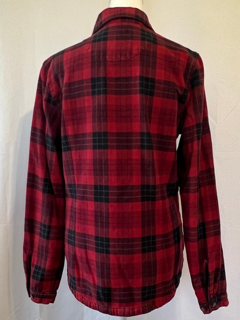 Vintage Woolrich Women's Regular Heirloom Red Plaid Flannel Shirt - Picture 5 of 16